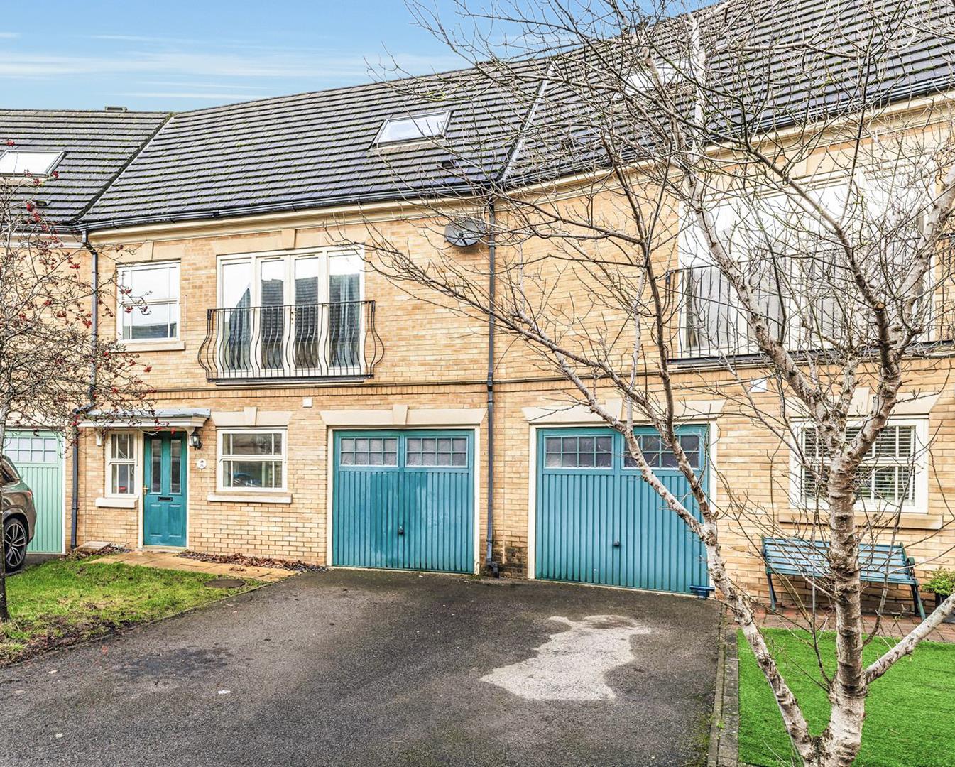Clegg Square, Shenley Lodge, Milton Keynes